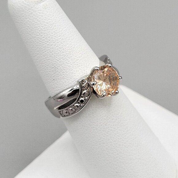 Silver Tone Citrine Cocktail Ring Studded Side Accents Size 6 3/4 - Picture 1 of 8